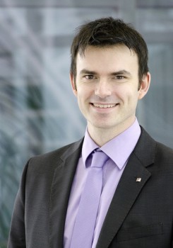 151125_MaxWunderlich_Central_klein