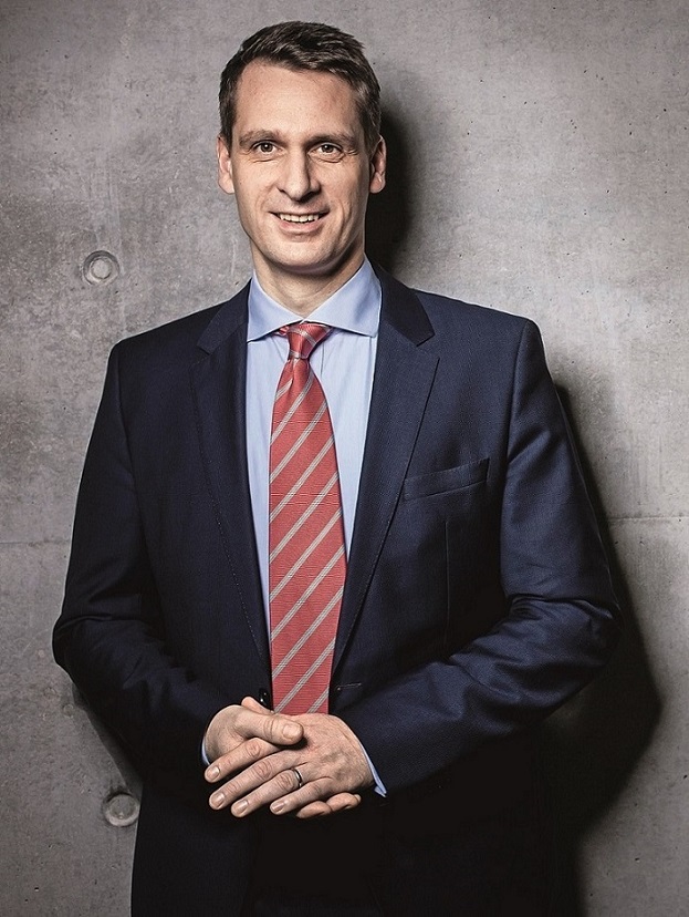 allianz in der zentrale unterföhringallianz in der zentrale unterföhring, harald boysen