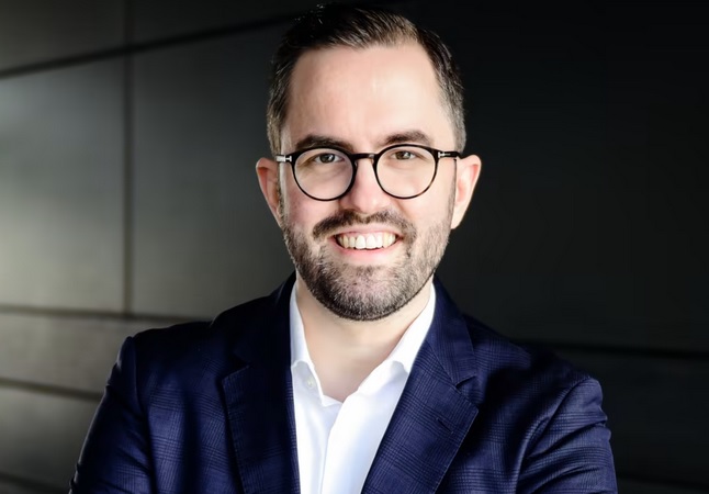 Mailo holt Vertriebsexperten Schinnenburg | Versicherungsmonitor