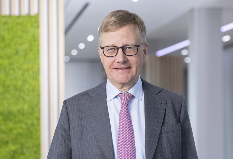 Pickel „Signifikant zweistellige Preiserhöhungen“ Versicherungsmonitor