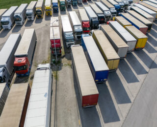 Lkw Parkplatz Autobahn