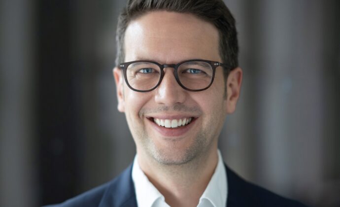 Amberg steigt bei der Allianz auf