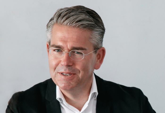 ÖRAG befördert zwei Provinzial-Urgesteine