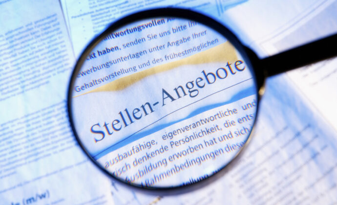 Gehaltsangabe in der Stellenanzeige ist für Versicherer (noch) kein Thema